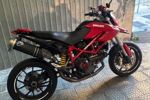 Ducati yhpermotard 1100 evo