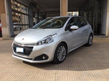 Peugeot 208 BlueHDi 75 5 porte Allure