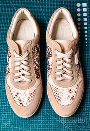 Scarpe Geox con inserti pitonati da donna