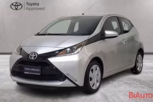 Toyota Aygo 5p 1.0 x-play my15