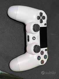 Giochi ps4 e controller