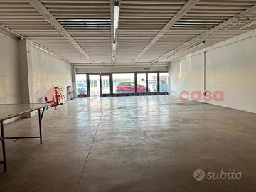 Negozio Arezzo [RIF C1305ACG]