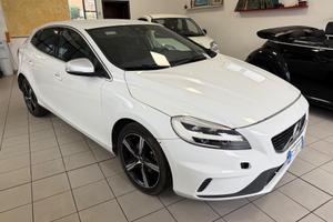 Volvo V40 D3 R-design Momentum
