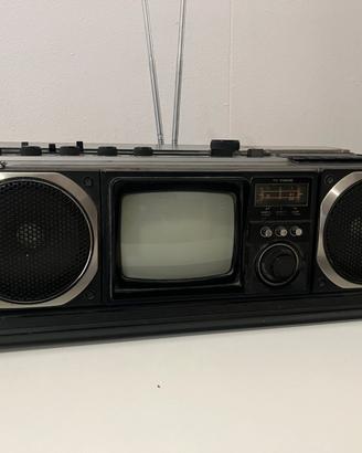 Hitachi K-62 Vintage Tv Radio Mangiacassette