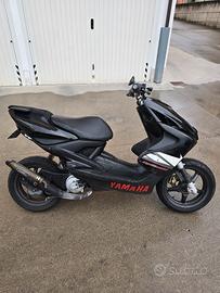 vedo yamaha Aerox 50