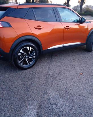 Peugeot 2008E anno maggio 2022 km 40680 unico prop