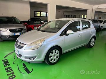 Opel Corsa 1.2 5 porte Gpl