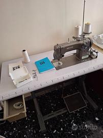 Macchina per cucire NECCHI 539