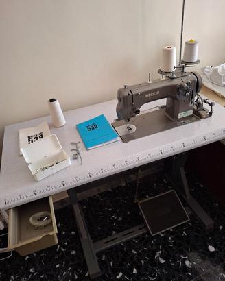 Macchina per cucire NECCHI 539
