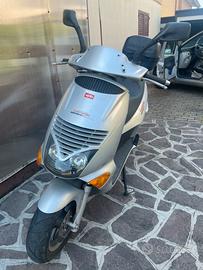 Scooter Aprilia Leonardo 151cc