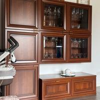 Mobile della sala in vero legno