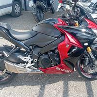 Suzuki gsx s1000F