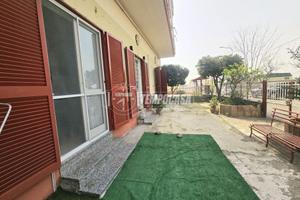 bilocale piano terra con spazio esterno pertinenzi