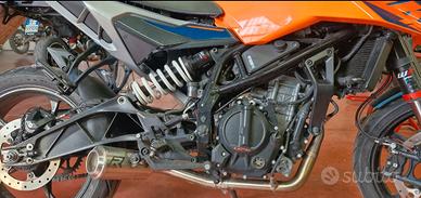 scarico dominator per duke 125