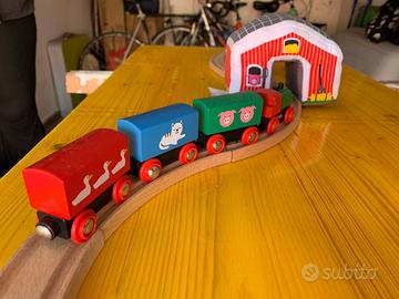 Trenino e binari in legno