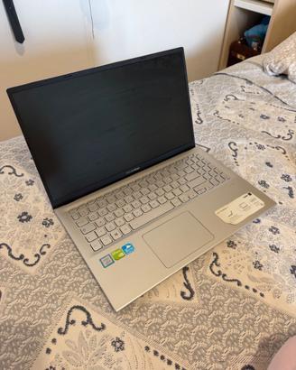 Asus Vivobook 15 X512F (Notebook PC: portatile)