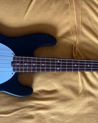Musica Man SUB 5 Basso