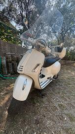 Vespa GtS 300