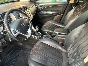 Lancia delta diesel