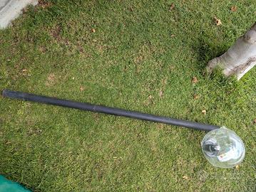 palo e lampione da giardino globo trasprente 