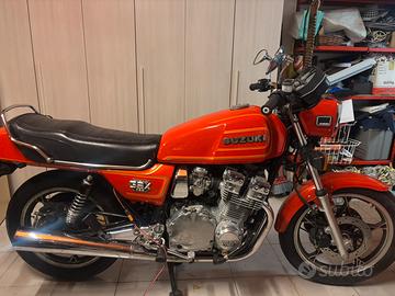 Suzuki gsx750