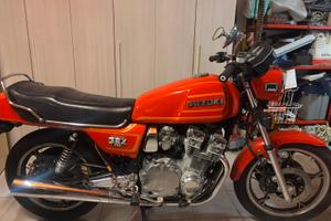 Suzuki gsx750