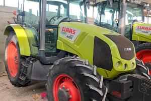 Trattore CLAAS AXOS 310