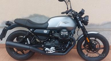 Moto Guzzi V7