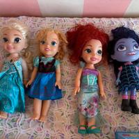 Stock di 4 bambole Disney per Bambina