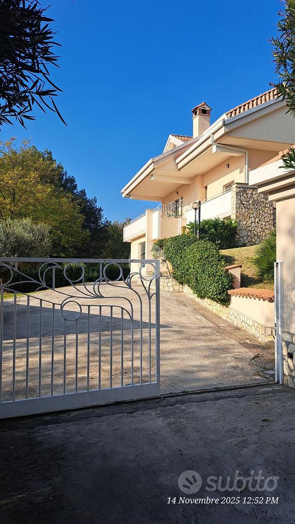 VILLA SINGOLA A FROSINONE - View 2