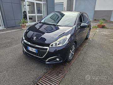 Peugeot 208 - 2017