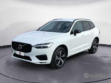 VOLVO XC60 2.0 b4 R-design AwD AuTo