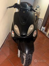 Yamaha Majesty 125 2005