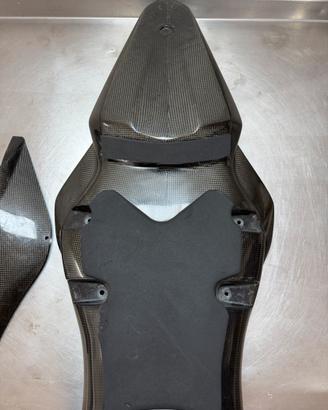 Codone carbonio per yamaha r6 06/08/09