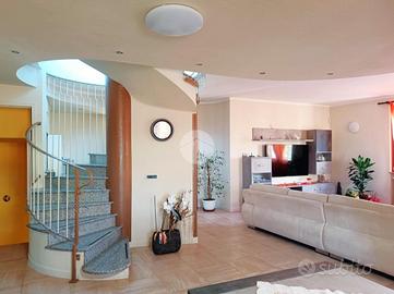 PORZIONE DI BIFAMILIARE A VOGHERA