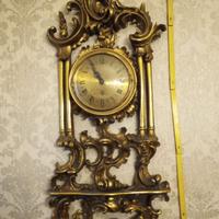 Orologio da muro intagliato in stile barocco