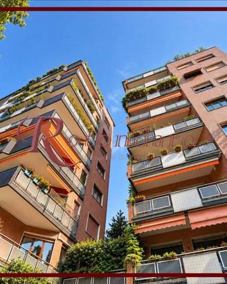 Appartamento di 200 m² con 5 locali a Milano