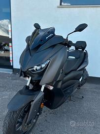 Yamaha X-Max 400