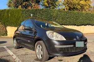 Renault Clio 1.2 - 75 CV perfetta per neopatentati