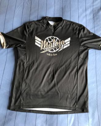 Abbigliamento per mountain bike
