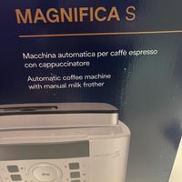 Macchinetta da caffè magnifica S DeLonghi