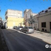 INDIPENDENTE con terrazzo via per Rocca