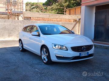 Volvo V60 2.0 5 Cilindri 136 Cavalli