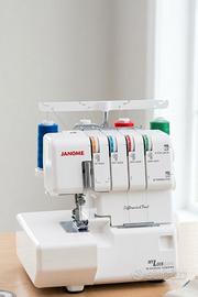 TAGLIA E CUCI JANOME MYLOCK 434D