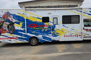 Camper Americano Chevrolet con garage