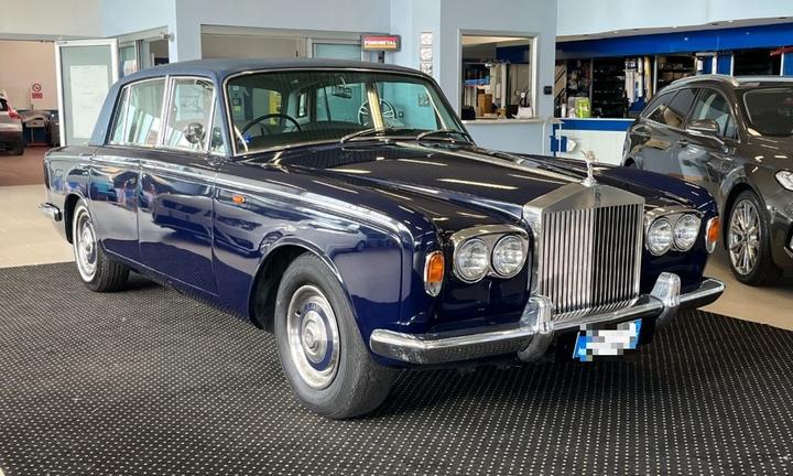 ROLLS-ROYCE Silver Shadow GUIDA DX Certificata