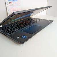 Lenovo ThinkPad T16 G1 i5 12th 32gb ram 1tb WUXGA