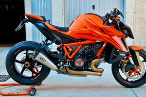 KTM Duke 1390 R