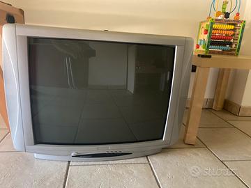 Tv United  28” pollici