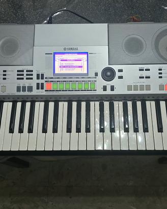 Yamaha PSR-S550 arranger workstation  